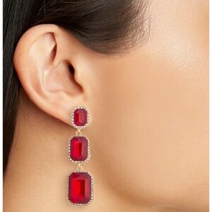 NWT - Crystal Link Drop Earrings